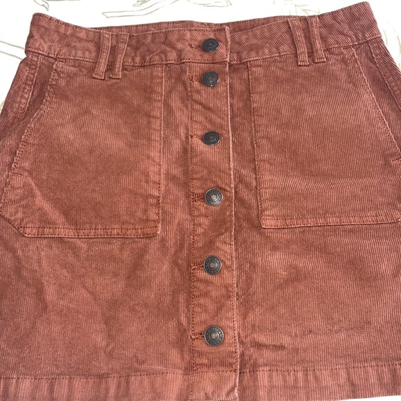 American Eagle skirt - Picture 2 of 3